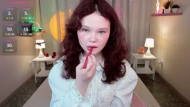 Snapshot of EmilyChaves chatting on 05.30.26 EmilyChaves online show from 05.30.26