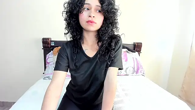  hesttia online show from 09.15.25
