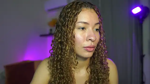 isabella-garcia- online show from 09.23.25