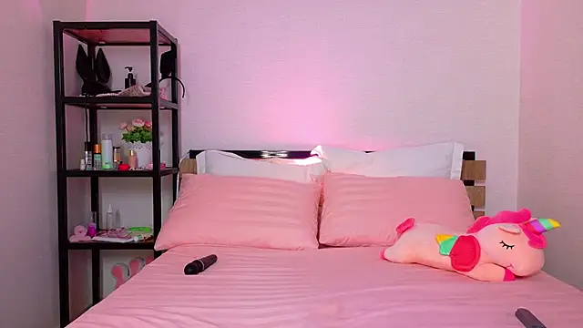 Snapshot of daddy_digger chatting on 10.17.25 daddy digger online show from 10.17.25