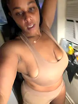 yummy0322 online show from 10.19.25