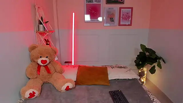 Camila Rivers online show from 11.26.25