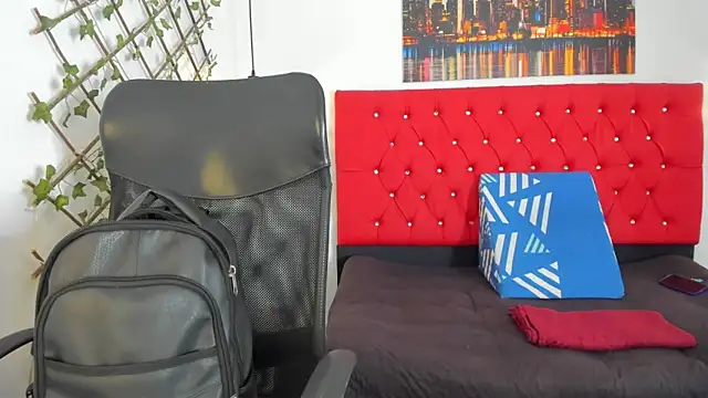 carolinacrus01 online show from 10.16.25