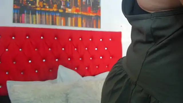 carolinacrus01 online show from 02.08.26