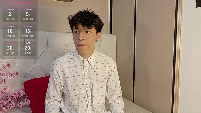 Axel  Evans online show from 10.24.25