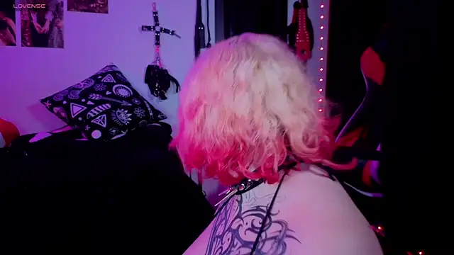 Mariana velezz online show from 09.11.25