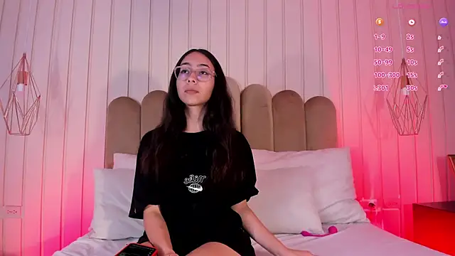 juliie star online show from 06.19.26
