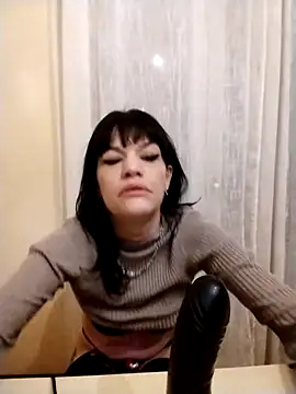 SarettaB90 online show from 02.10.26