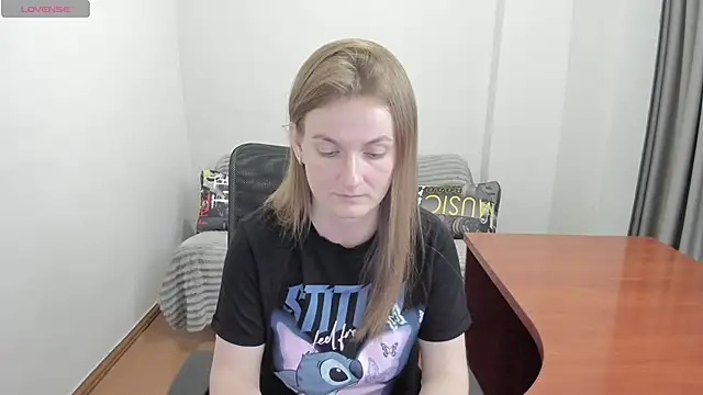 Snapshot of Alisha_Skyes chatting on 06.07.26 Alisha Skyes online show from 06.07.26