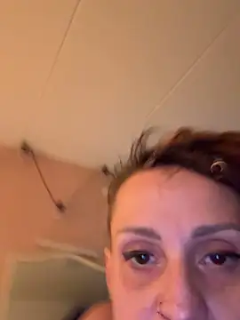 Snapshot of Ticklednipples chatting on 11.19.25 Ticklednipples online show from 11.19.25