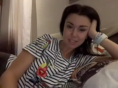 Gilin1 online show from 10.13.25