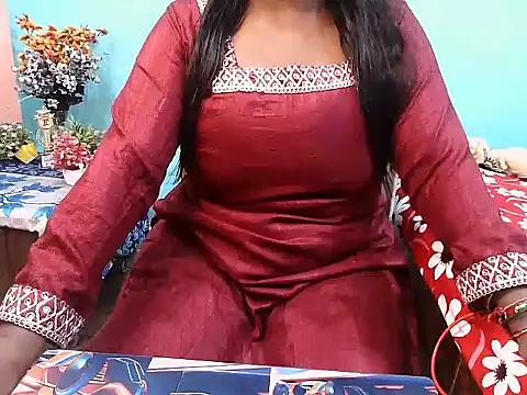 Snapshot of PREETI_BABY chatting on 10.05.25 PREETI BABY online show from 10.05.25