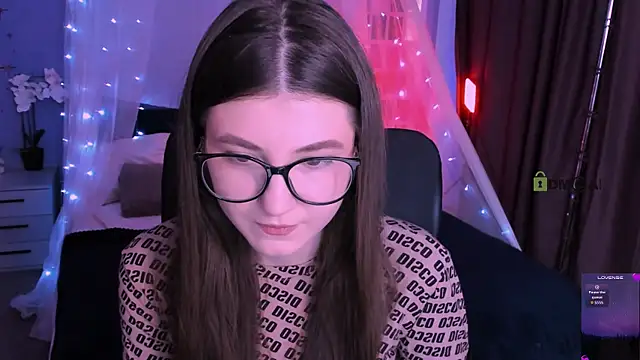 lissa night online show from 12.19.25