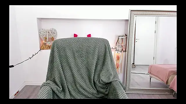 Arya Lexy online show from 09.25.25