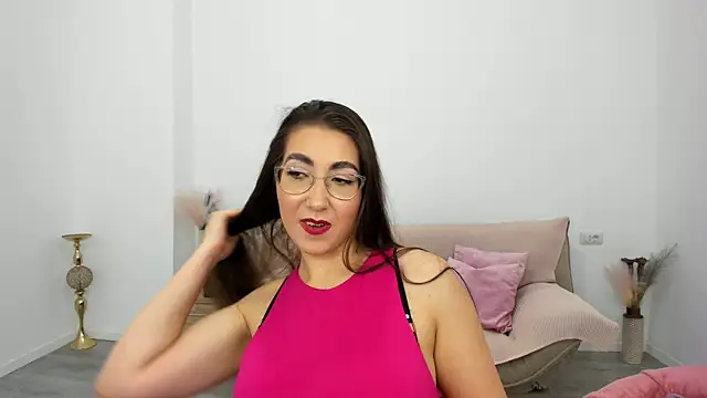 Kylie Kathy online show from 09.21.25