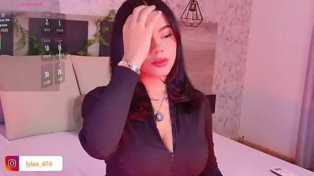 Celine Lee online show from 02.05.26