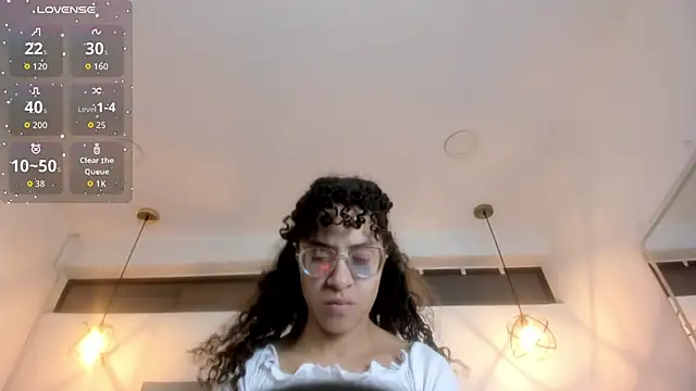 Hanna Cornee  online show from 02.10.26