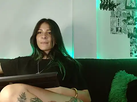 Chloe paytone online show from 10.05.25