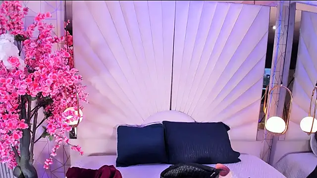 VesperVelvet online show from 06.24.26