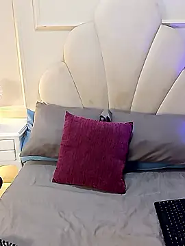 Kaylachannell online show from 01.15.26