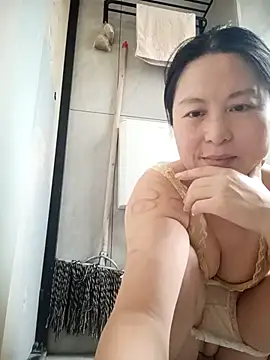 chengcheng12 online show from 10.14.25