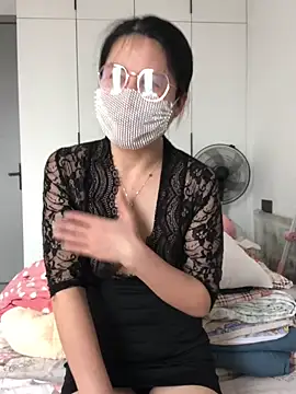 Snapshot of chengcheng12 chatting on 02.14.26 chengcheng12 online show from 02.14.26