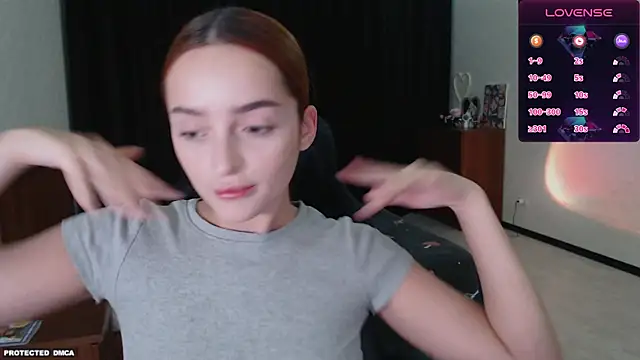 Snapshot of wwwlexicom chatting on 10.20.25 wwwlexicom online show from 10.20.25