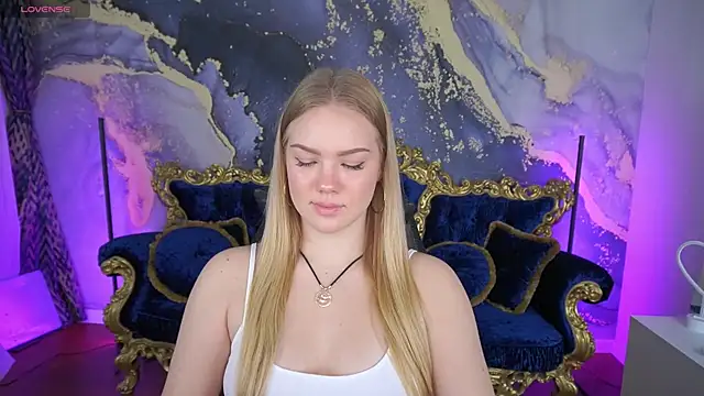 CelesteNoir online show from 11.10.25