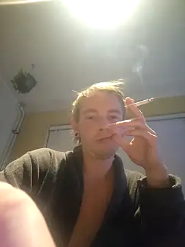 piercingpik online show from 12.22.25