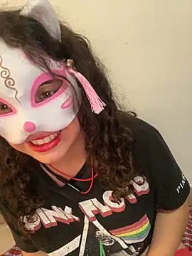 Snapshot of Lucy_YupiSweet chatting on 02.04.26 Lucy YupiSweet online show from 02.04.26