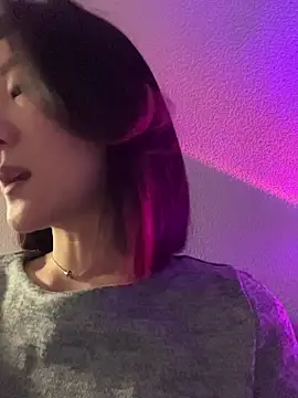 AikoYamada online show from 11.11.25