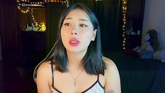 Snapshot of Shisuku_Sophi chatting on 06.21.26 Shisuku Sophi online show from 06.21.26