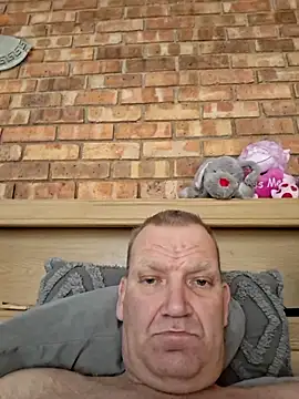 wallacelegend online show from 09.18.25