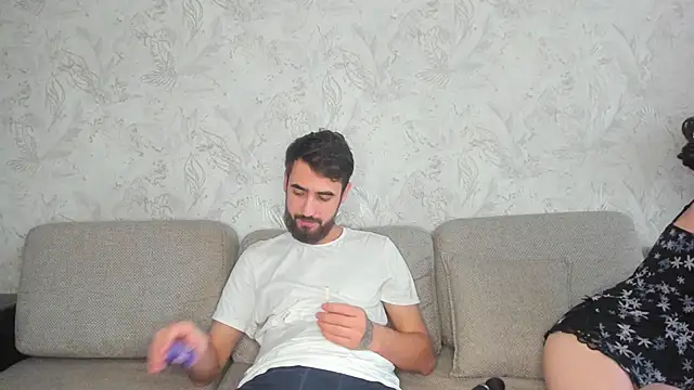 Snapshot of sophywhisper chatting on 10.15.25 sophywhisper online show from 10.15.25