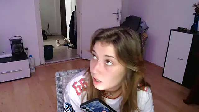 Aliens4twenty online show from 10.06.25