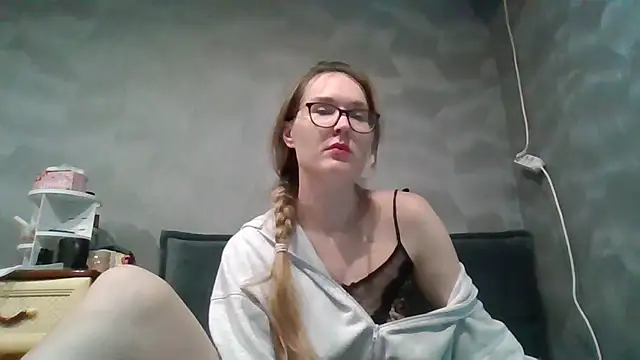 Jugira online show from 10.13.25