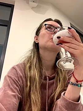 Jugira online show from 11.03.25