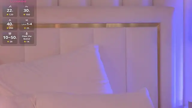 Snapshot of NancySmitts chatting on 09.23.25 NancySmitts online show from 09.23.25