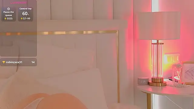 Snapshot of NancySmitts chatting on 02.18.26 NancySmitts online show from 02.18.26