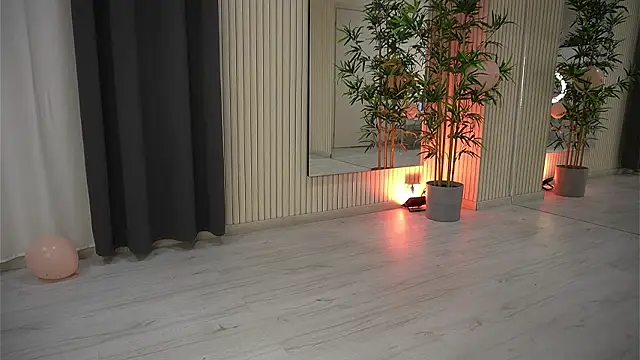 EmmaBlanco online show from 03.03.26