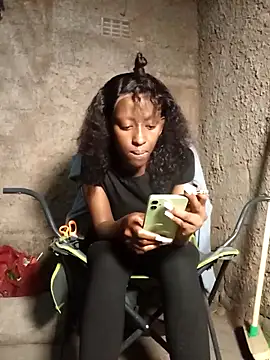 RFeltomWhitJ online show from 09.20.25