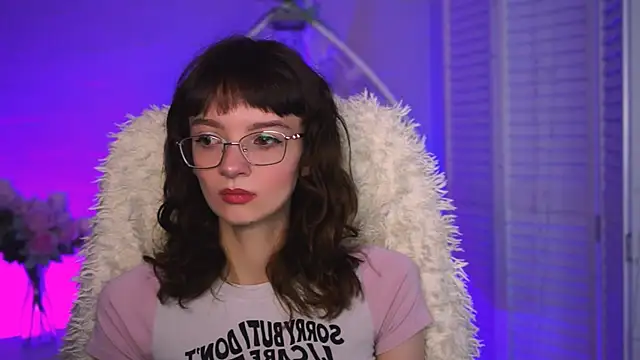 MollyJiggles online show from 09.20.25