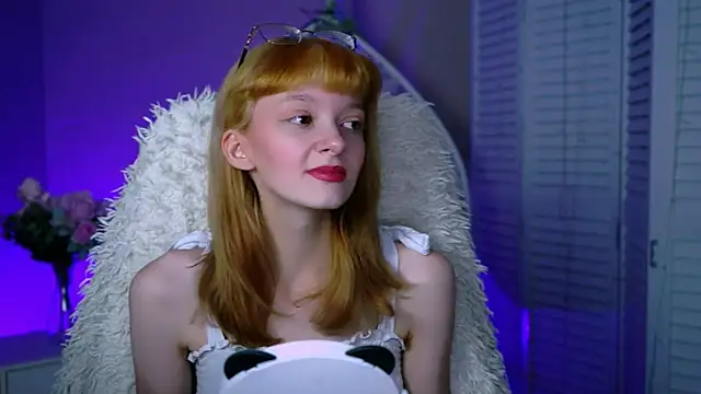 MollyJiggles online show from 10.05.25