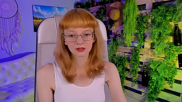 MollyJiggles online show from 10.12.25