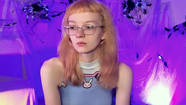 MollyJiggles online show from 10.24.25