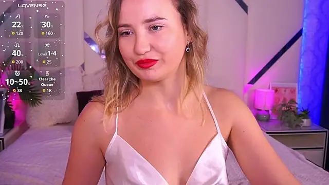 SofieBloom online show from 10.09.25