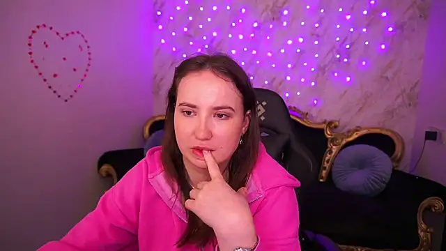 SofieBloom online show from 03.07.26