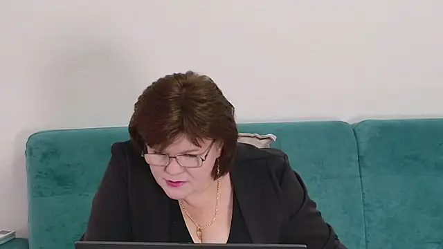 Sandra Sunrise online show from 04.12.26