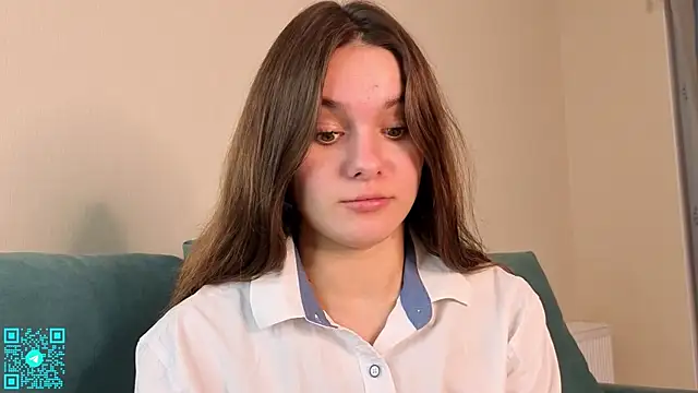 Snapshot of chloemilka chatting on 09.28.25 chloemilka online show from 09.28.25