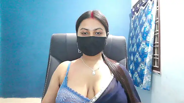 SassyWildCouple online show from 10.08.25